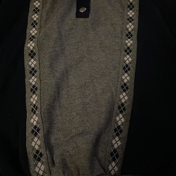 Men’s Top - Picture 2 of 5